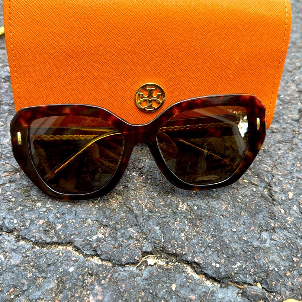 Tory Burch Sunglasses with Case